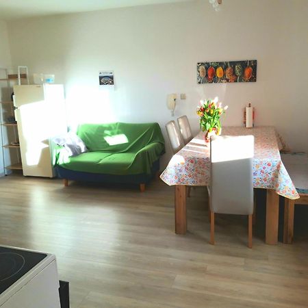 Ferienwohnung Im Seidlerhof Mit Balkon Und Garten 론바크 외부 사진