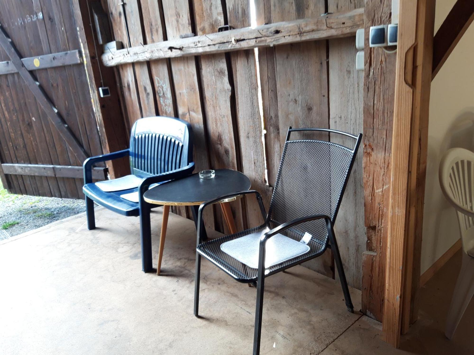 Ferienwohnung Im Seidlerhof Mit Balkon Und Garten 론바크 외부 사진