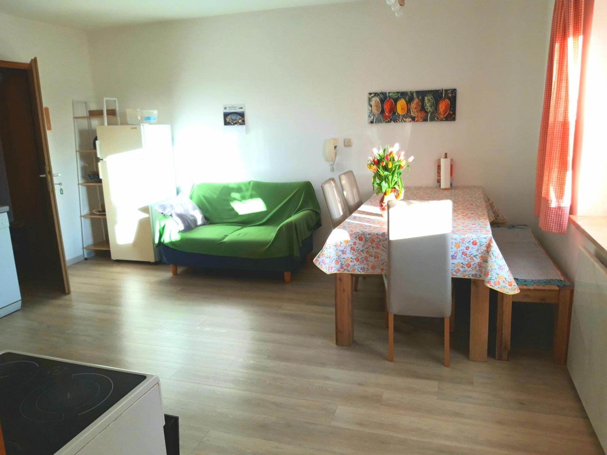 Ferienwohnung Im Seidlerhof Mit Balkon Und Garten 론바크 외부 사진